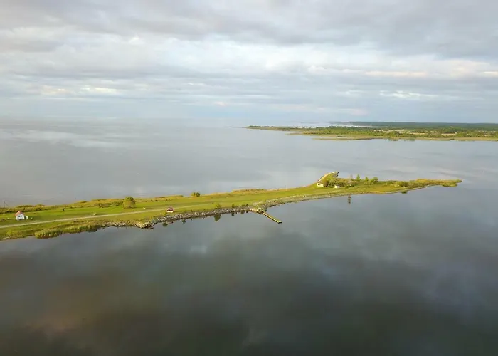 Seaside Semesterbostad *