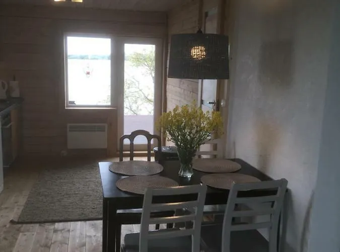 Semesterbostad Seaside Koiguste